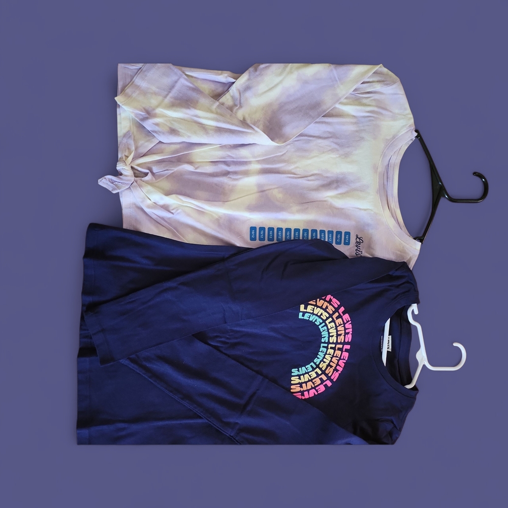 Levi's Two Piece Set in Lavender Cloud